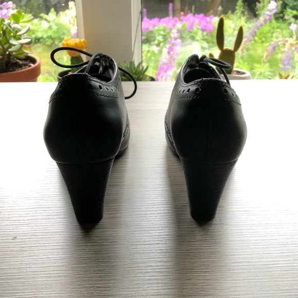 Booty heels - Picture 4 of 6